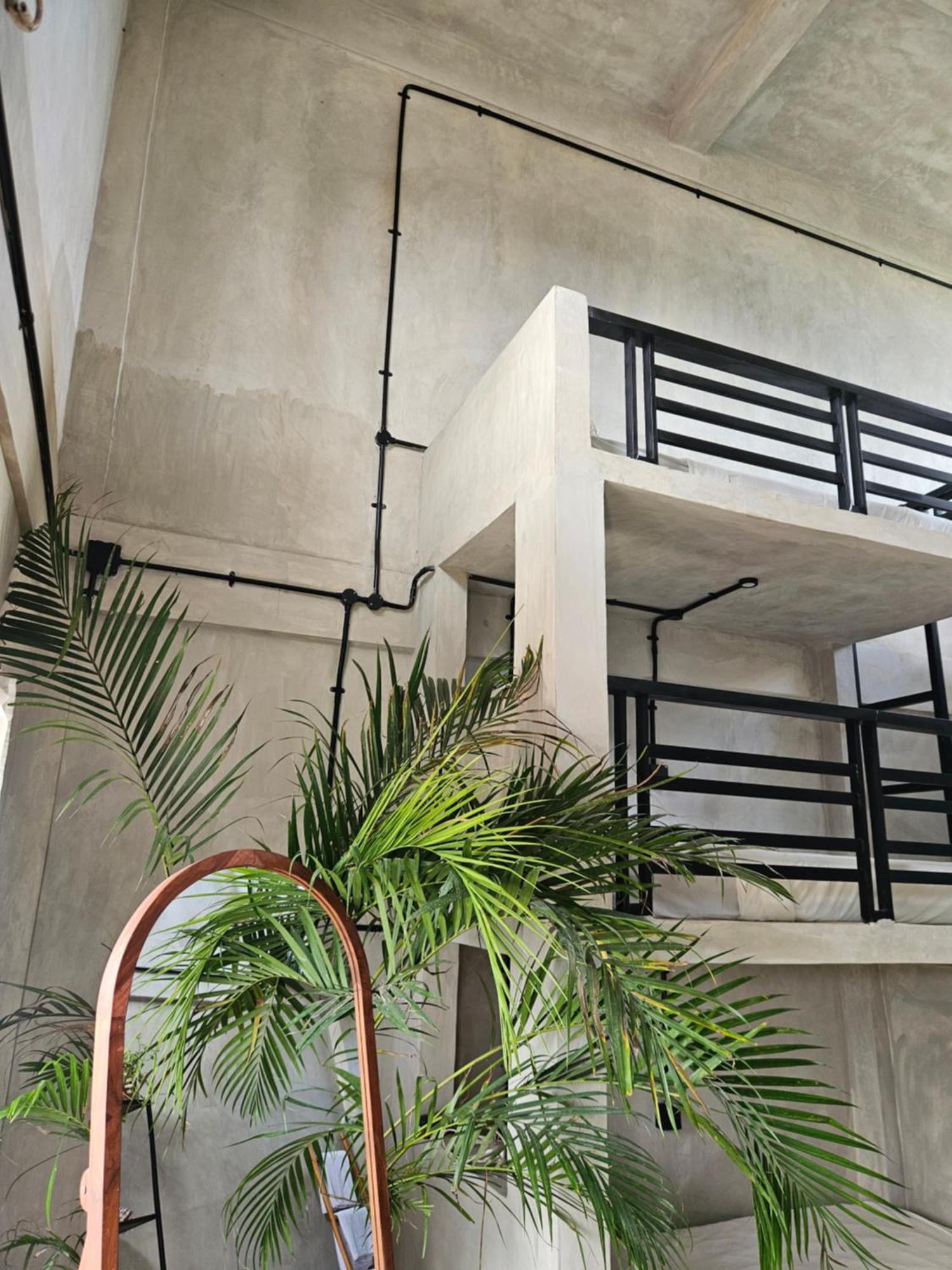 Salty Prana Retreat Center 호텔 울루와뚜 외부 사진