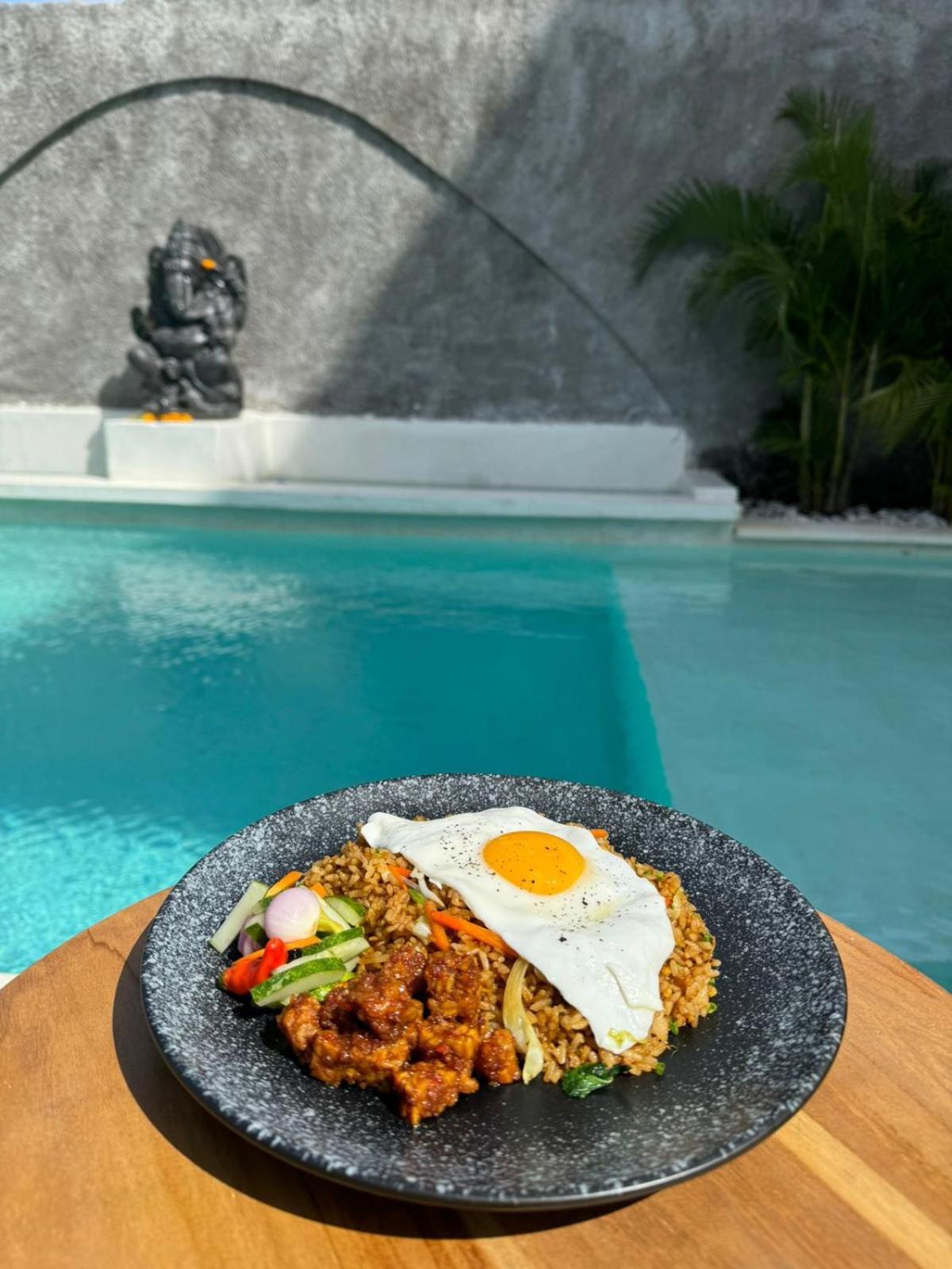Salty Prana Retreat Center 호텔 울루와뚜 외부 사진