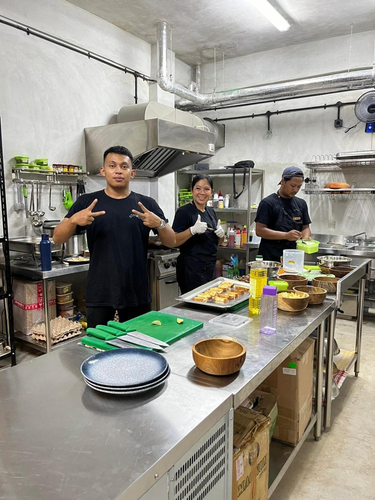 Salty Prana Retreat Center 호텔 울루와뚜 외부 사진